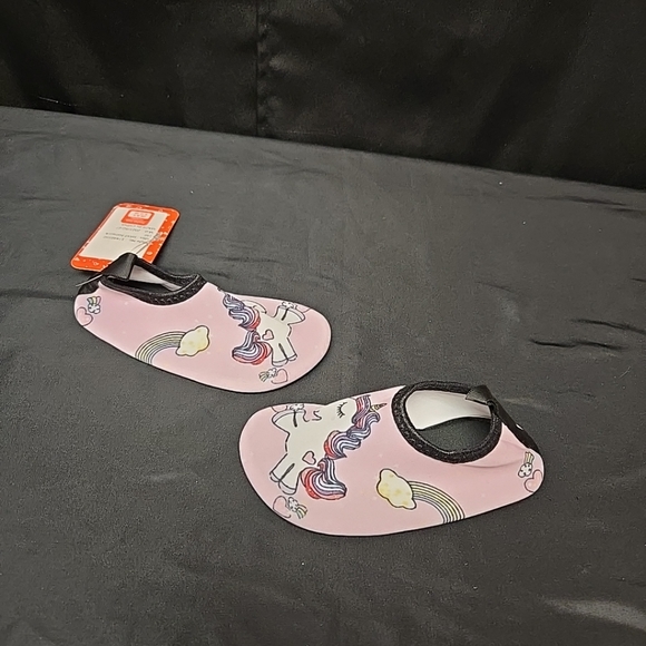 Size 8.5 US Toddler Girl Unicorn Water Shoes Pink & Black By PatPat - Picture 3 of 8